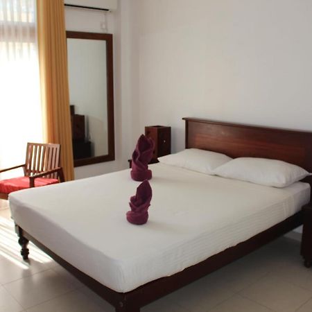 Villa Kapuru Negombo Luaran gambar