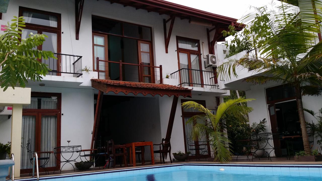 Villa Kapuru Negombo Luaran gambar