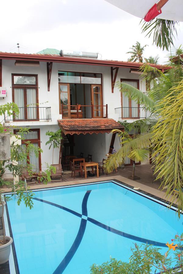 Villa Kapuru Negombo Luaran gambar